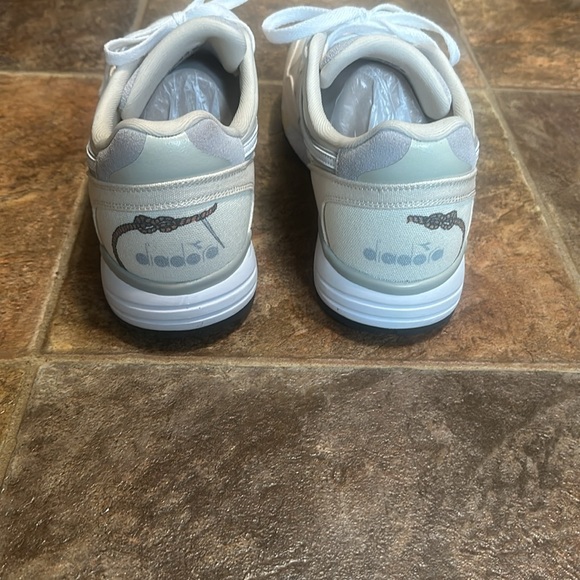 Men’s Diadora N9002 - Picture 3 of 6